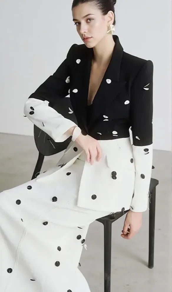 STRUCTURED SQUARE SHOULDER BLAZER SUIT