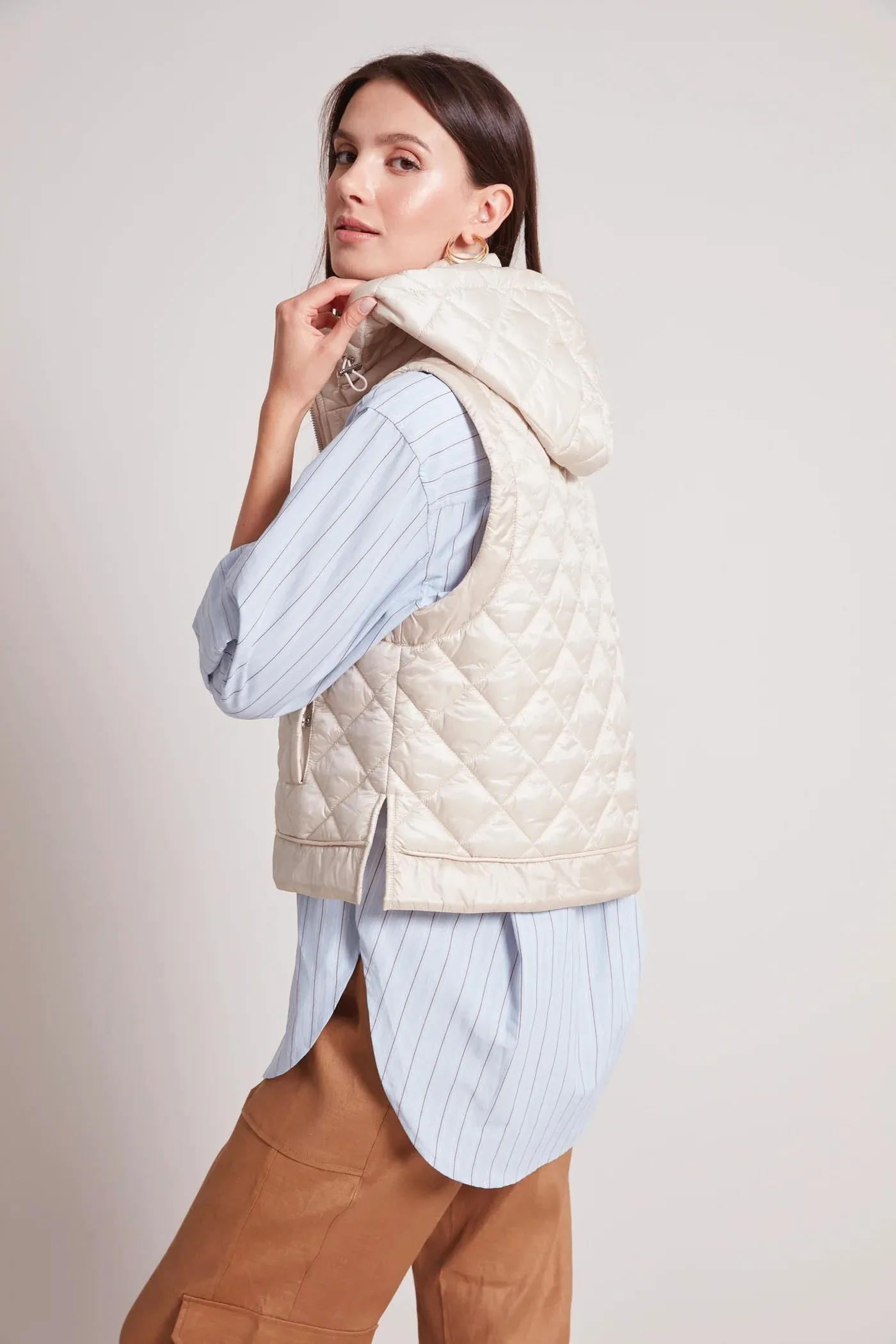 Talia Quilted Gilet w/ Removable Hood - Champagne