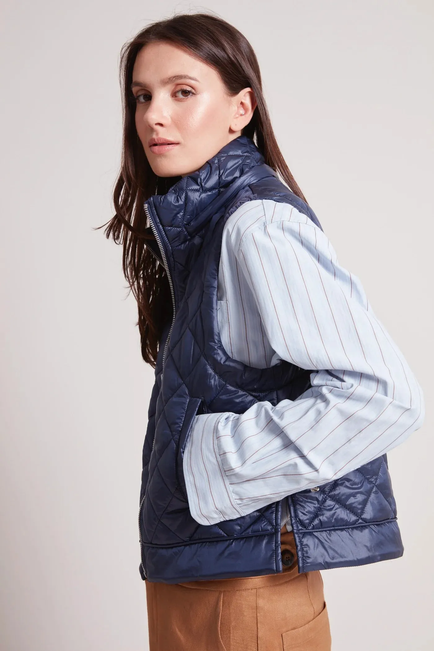 Talia Quilted Gilet w/ Removable Hood - Navy