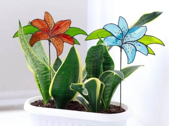 Tiger Lily Stained Glass Garden Stakes - Flower Plant stakes - Gift for Mom form Daughter