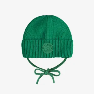 Tuque en tricot verte avec cordon, bébé || Green knit toque with cords, baby