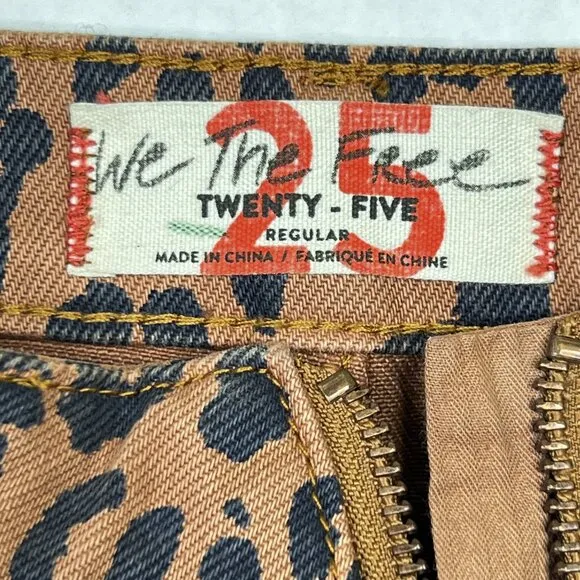 We the Free Zip It Up Leopard Print Mini Jeans Skirt 5 Pockets Size 25 - NWT