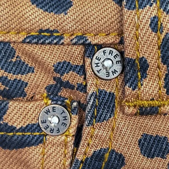 We the Free Zip It Up Leopard Print Mini Jeans Skirt 5 Pockets Size 25 - NWT