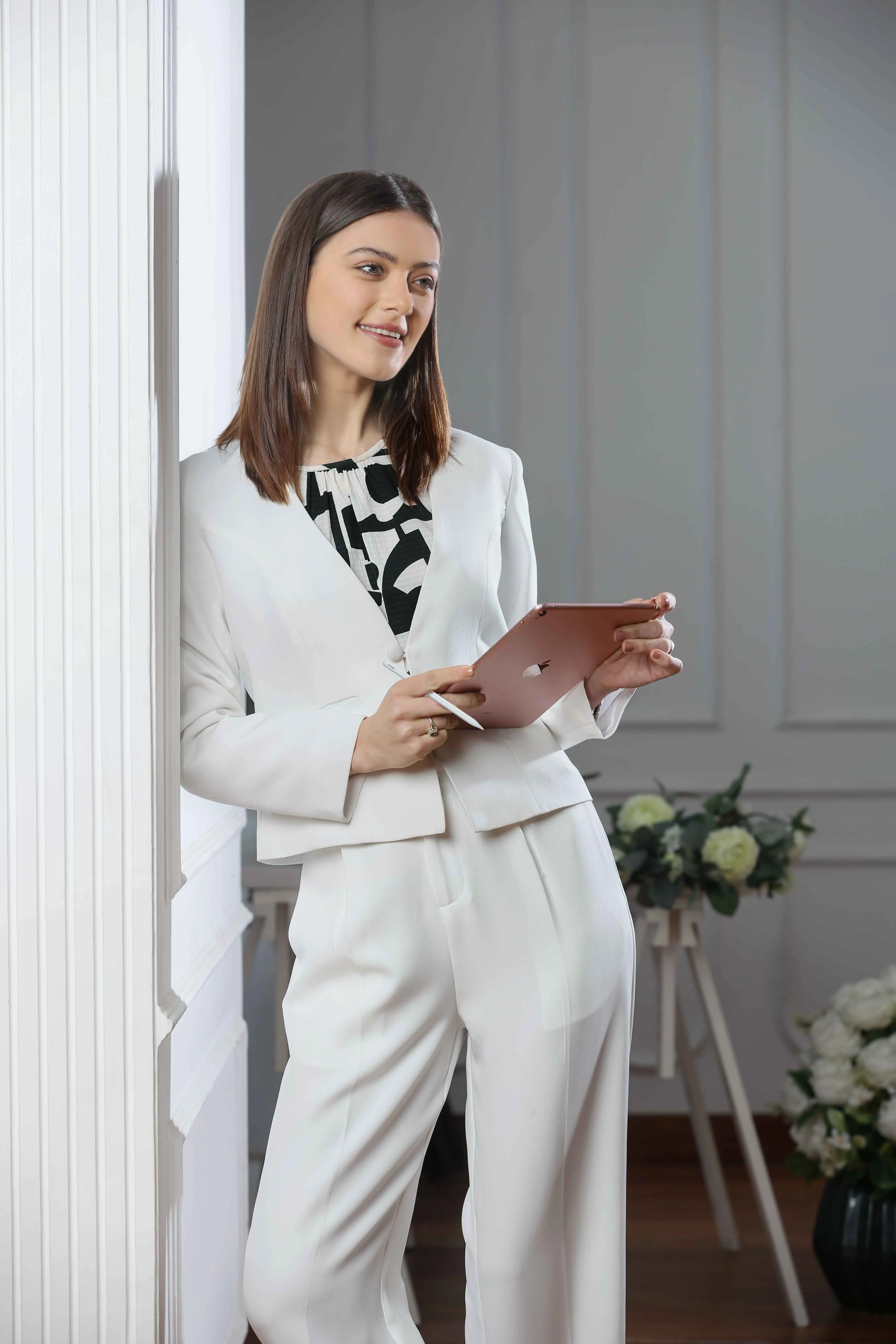 White Solid Blazer