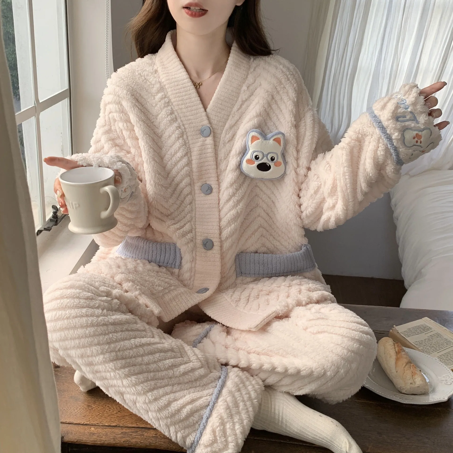 Winter Thickened Plus Size Keep Warm Coral Velvet Pajamas Women