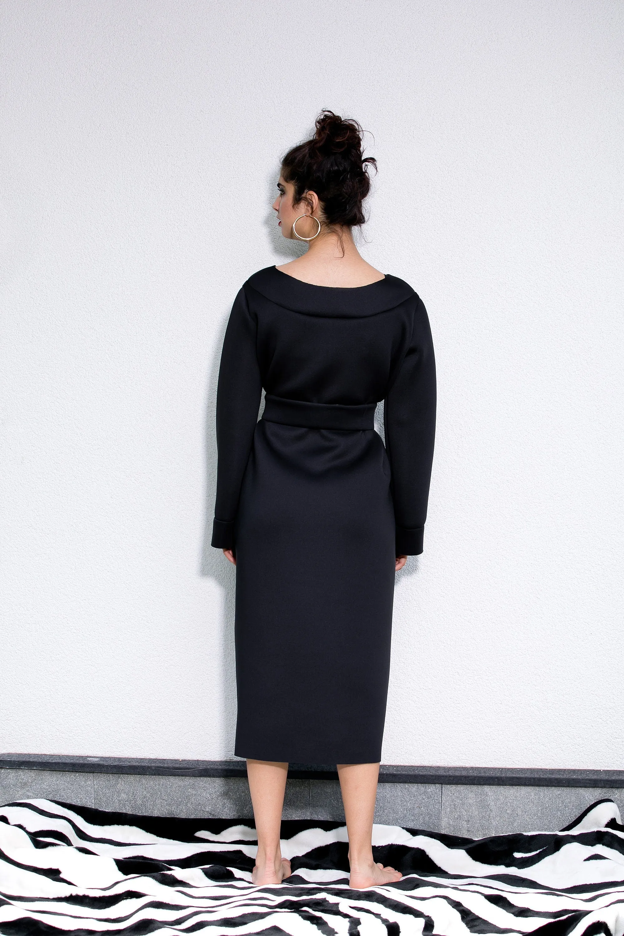 Women Maxi Dress, Neoprene Black Dress, Plus Size Dress with Belt, Elegant Long Sleeve Dress, Loose Fit Dress for Winter