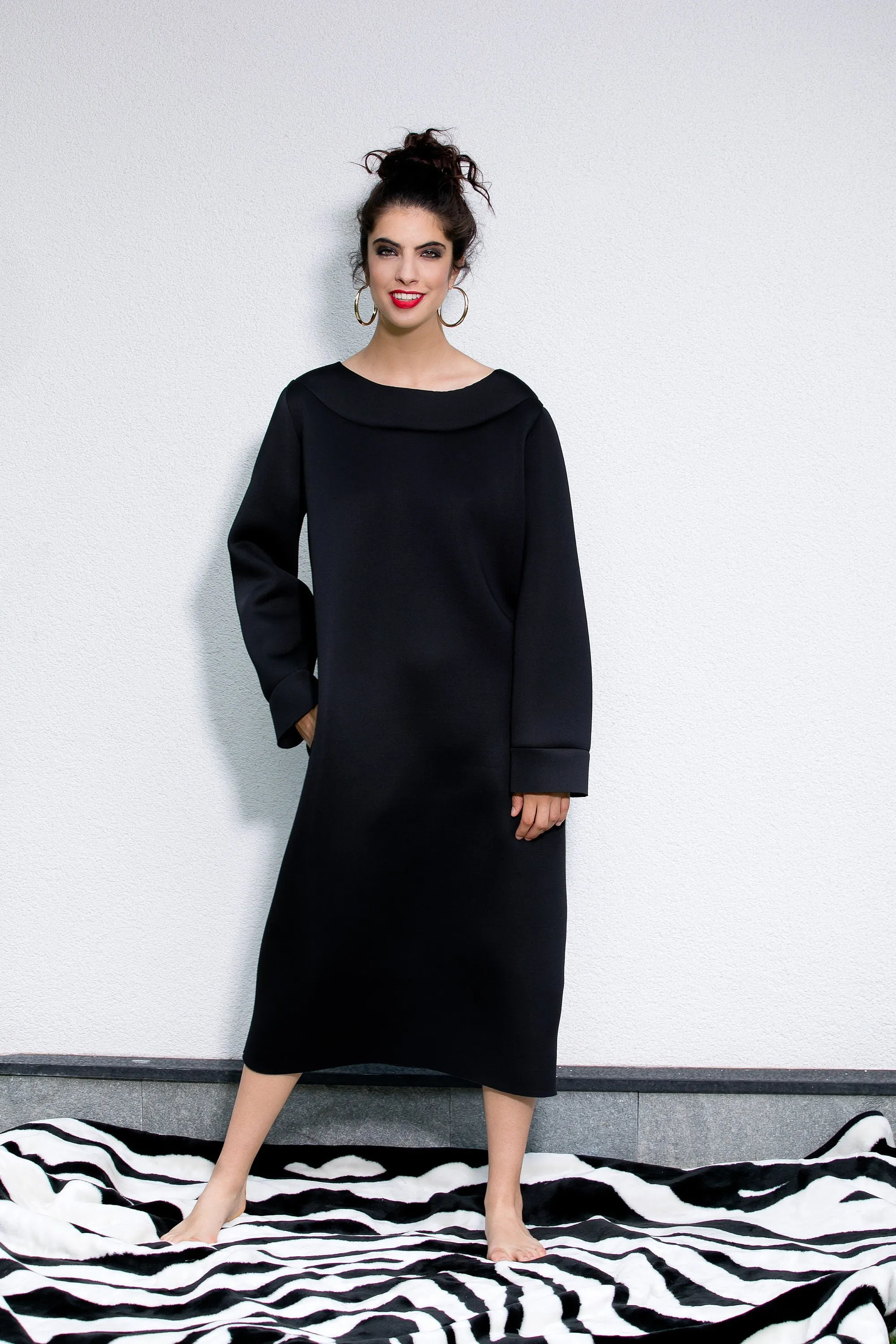 Women Maxi Dress, Neoprene Black Dress, Plus Size Dress with Belt, Elegant Long Sleeve Dress, Loose Fit Dress for Winter