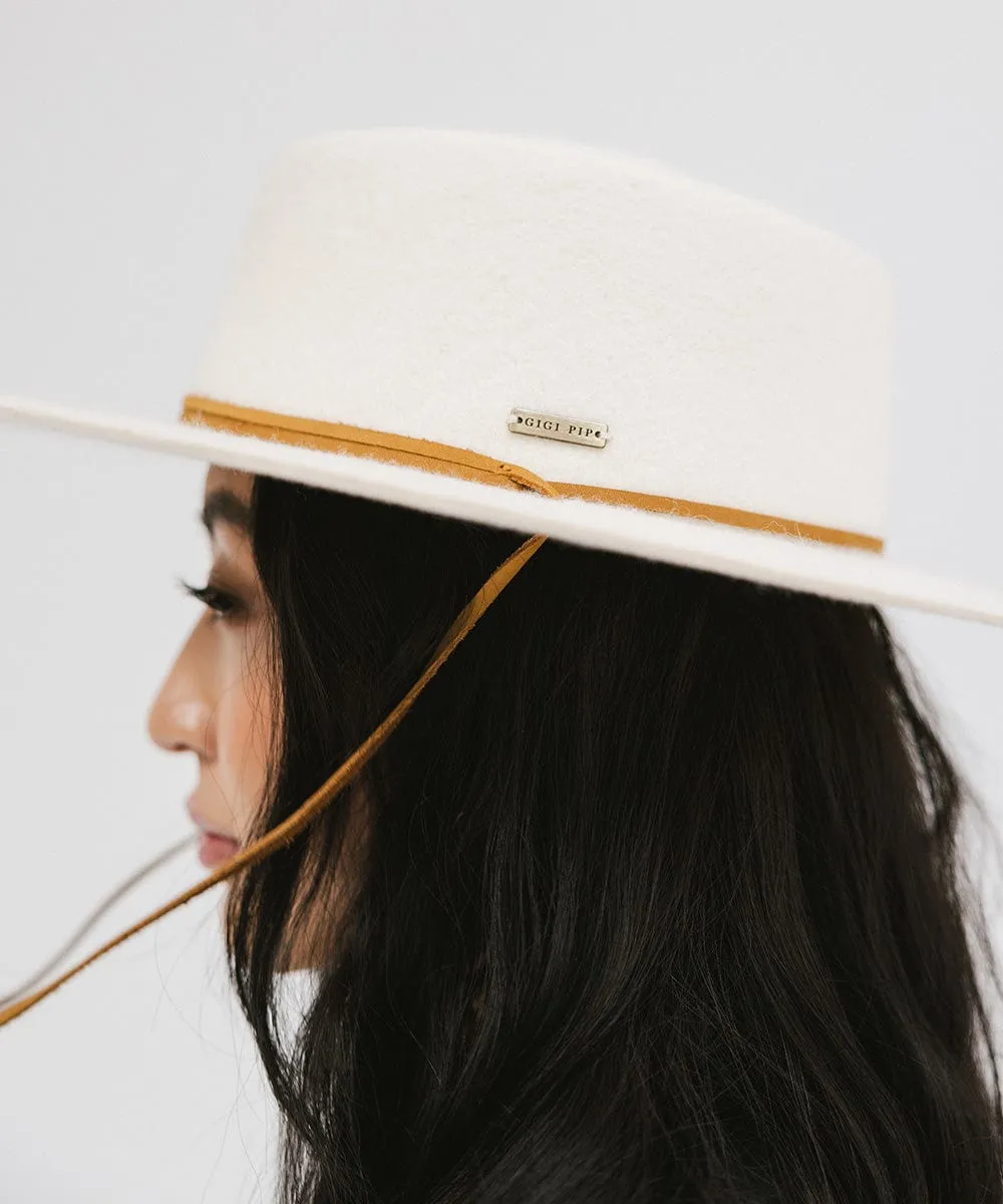 Wren Telescope Crown - Off White BLEMISHED