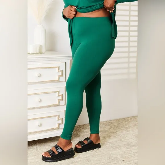 Zenana Lazy Days Long Sleeve Top and Leggings Set